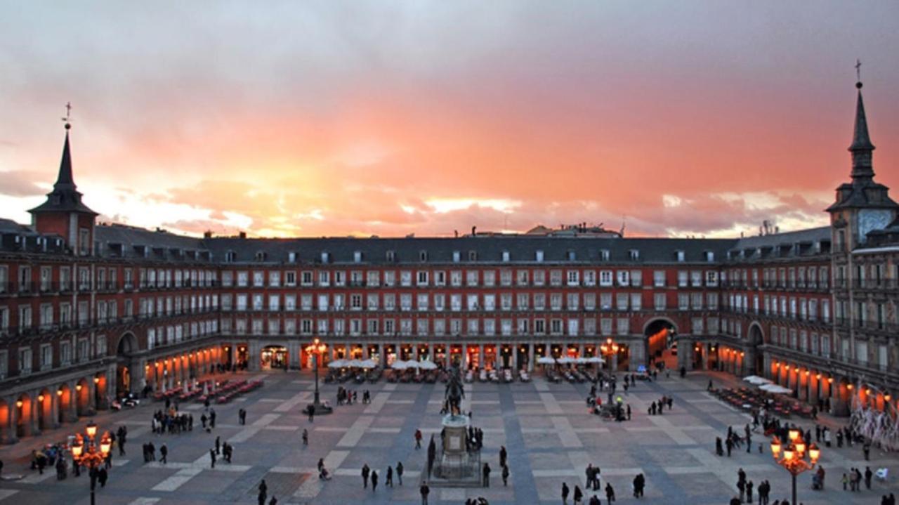 Apartamento Plaza Mayor III En Madrid Exterior photo